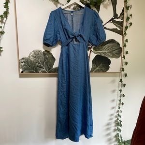 Old navy puff sleeve maxi dress. NWT